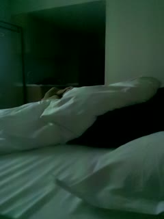 「現在已經高潮了所以別動！」狀態下依舊持續讓她高潮24小時！！ 新有菜 MIDV234