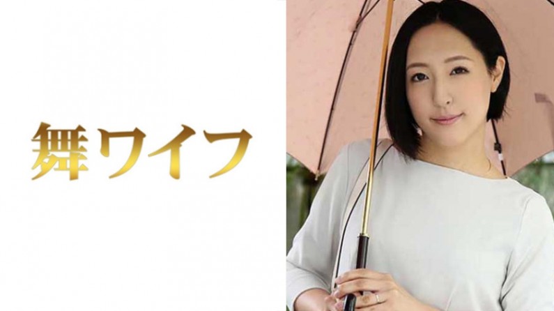 大神「我的枪好长啊」体育生约炮气质好利来蛋糕店员，这套丝袜制服是真的绝了