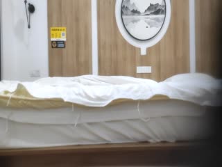 4.3K 51:14HD【Peeggy】等下你把大肉棒顶进去 极品蜜桃巨乳白富美台妹模仿和粉丝肛交，屁眼吞吐肛塞潮喷