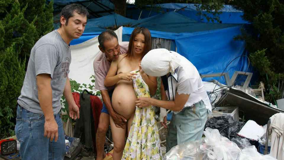 与这位丰臀女孩的非洲性爱