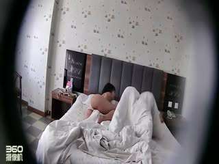 21岁体育系退学美少女青叶香奈！健身单车练就性感大腿四头肌，饥渴性欲深不见底 EBWH282