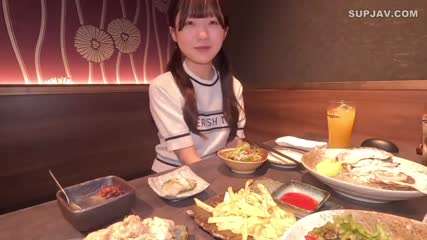 匈牙利艳遇金发养蜂女CEO，表面干练内心欲火难耐！【ザジー スカイム SITW051】