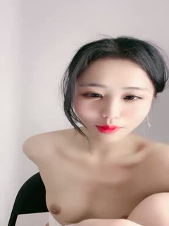 【今日精品】骚货反差婊滑滑梯露奶子给小朋友看小朋友已经过了吃奶的年龄大朋友才需要奶 [01:11]