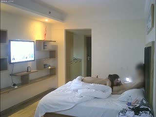 [亞洲無碼] 【免费资源】 【体验双飞】粉红浴缸超极品女神与冰女娃娃组合奇葩小伙有女朋友还要充气娃娃体验双飞？ [13:27]