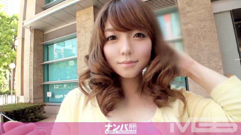 新系列 夜总会女厕高清后拍小姐尿尿喝高了口吐黄龙的长裙靓妹