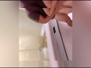 団地にある真昼间の回春マッサージ店