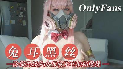 【贵在真实出轨健身教练】在博物馆上班的年轻少妇出轨自己的健身教练，听视频对话是叫娄教练，女主求老公不要发朋友圈，后来给老公跪下了，不久后又和国外客商偷情做爱视频流出来了