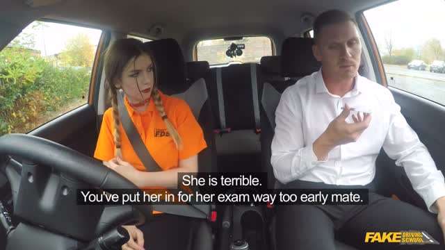 [中文字幕][无码破解]KAWD744 万引き女子校生に今から罚を与えます。 铃木心春