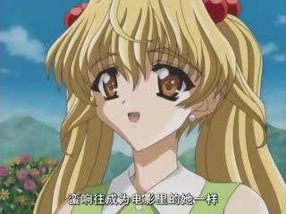 后座翻云覆雨，我粗暴地挺动腰肢，她颤抖着承受着极致快感。