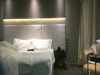 SIRO4344第一枪无意识的小恶魔至尊尖叫脸天生的接待员不知不觉邀请了一个男人如果你吞下一个美丽的女人的光滑的皮肤带著淡淡的谈话的气味用一个硬小便击中丰满的下半身..应用业馀第一次AV拍摄177