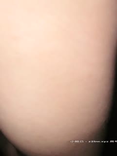 浪味小仙女 本想进妹妹房间取东西 居然发现裸睡 欲望迸发的白皙肉体 紧致的白虎穴插入就想射了[MP4 850MB]