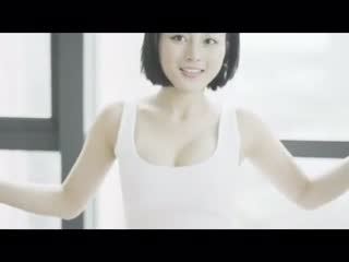 顶级巨乳，娇小耐肏型符文DJ网红【苏樱花sakura】一人群P男优团，先排队口交颜射再性爱继续射，纯纯精盆