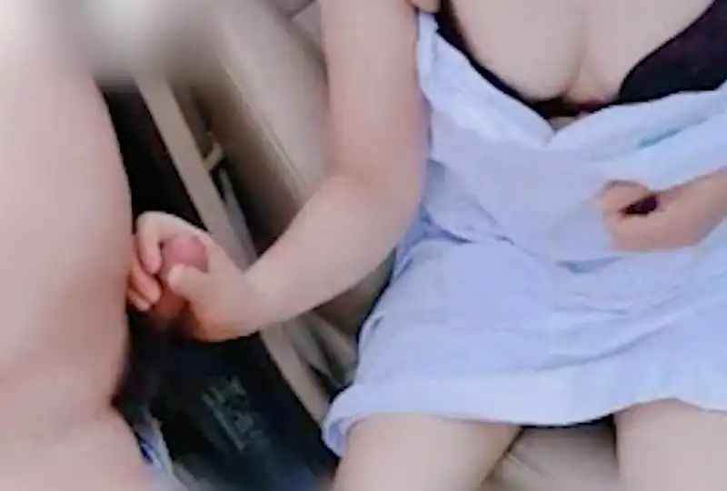 原創 [MP4 3.40G]HMN626【破壊版】クラスの優等生に勉強を教えてくれと言われたので放課後に媚薬でエビぞりイキさせて中出しを教えてしまった。 倉本すみれ