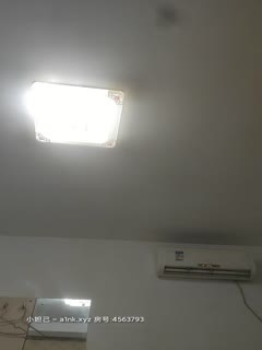 陷入困境 Savvy G 与 Leilani Lei 和 Beth Mckenna 的惊喜三人行