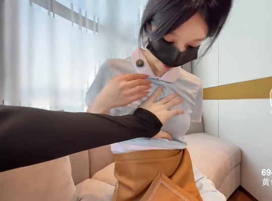 糖心Vlog.陪吃员的蜜穴妥协-潘潘