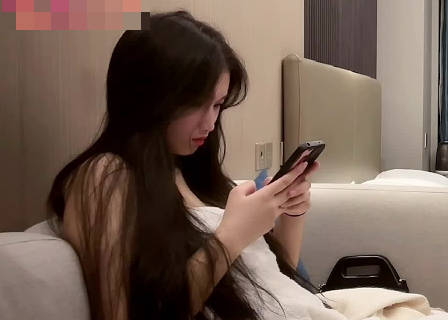 杏吧原创.极品蜜桃肥臀学妹兼职外围-鬼脚七