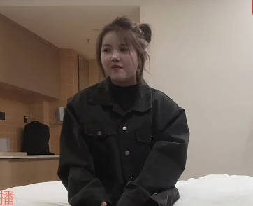 杏吧原创.约了个不爱穿胸衣的精神小妹-田伯光