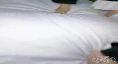 海角社区.开房站立爆操双马尾长腿女儿白浆鲍汁被插得四处喷