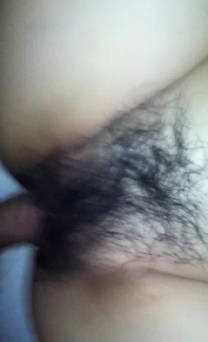 暴操淫荡少妇被插得大叫连连