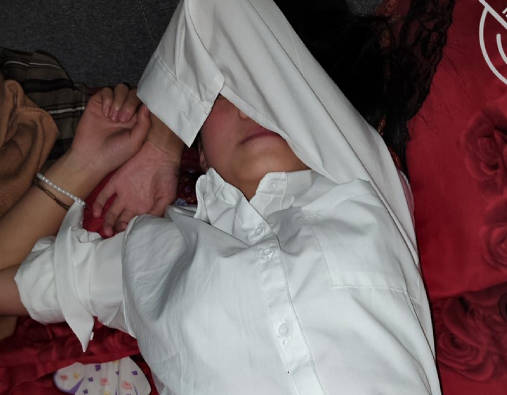 海角社区.JK学生妹学圆溜大屁股一根18厘米的鸡巴直入花心脸都红了